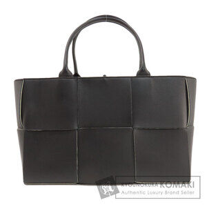 Bottega Veneta Arco Tote Bag Calfskin